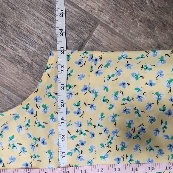 ANN TAYLOR Floral Sleeveless Essential Shirt - Picture 10 of 11